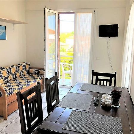 מת'וני Mythos Suites-Apollo Apartment מראה חיצוני תמונה